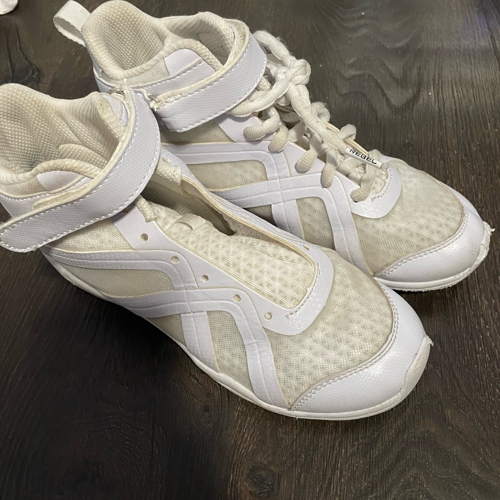 rebel high top cheer shoes